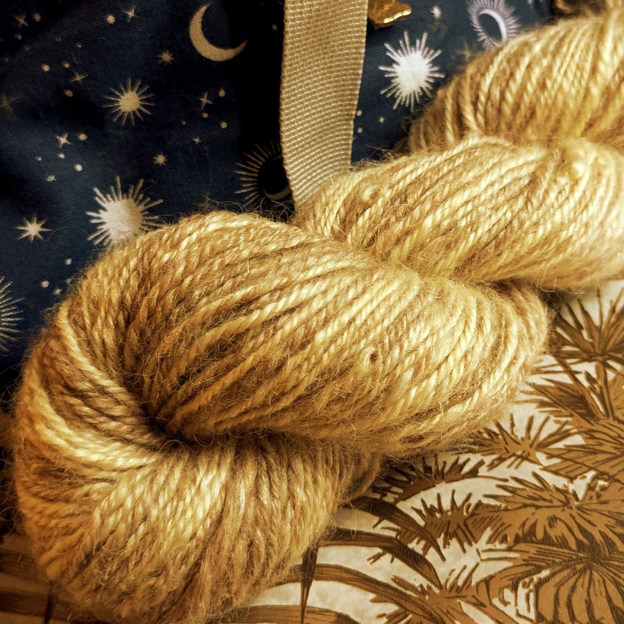 Panettone hand spun yarn – wool blend