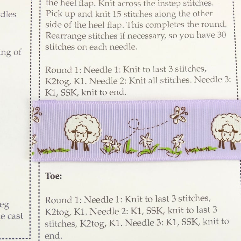 Magnetic Pattern Marker Tamer Guide - Sheep in Lilac - 19.5cmA4Letter Size