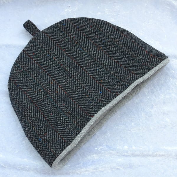 Wool tea cosy, small tea cosy,  to fit a 2 cup teapot, pinstripe