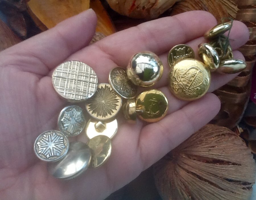 Selection of mixed vintage yellow metal buttons for crafting projects!