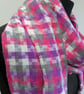 Pink handwoven scarf - Image 2