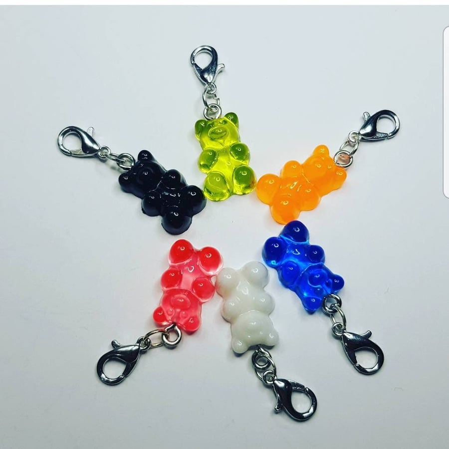 Gummy bear stitch markers set of 6, crochet and knit place holders, progress min