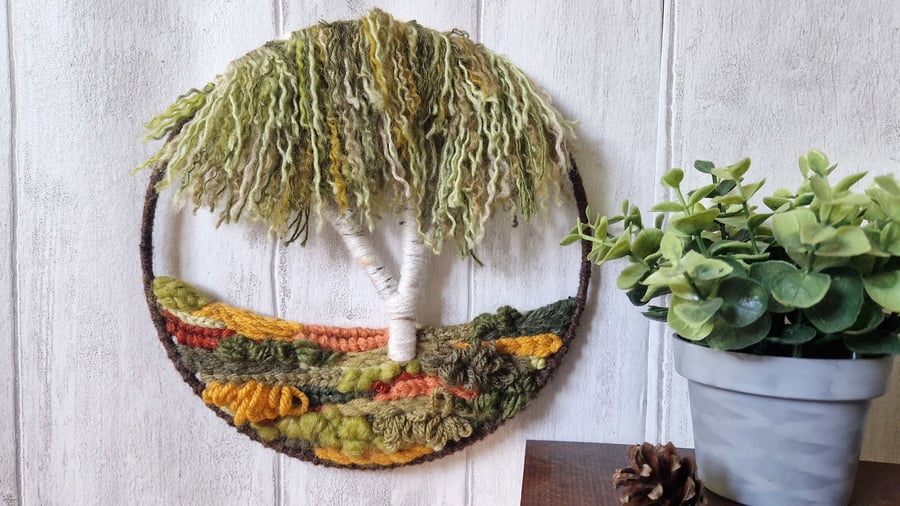 Tree Scene Gift for Gardeners: 20cm Silver Birch Wall Art for Nature Enthusiasts