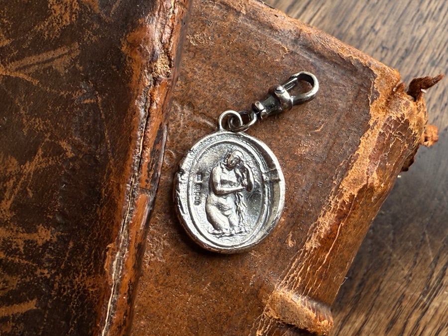 Double sided Classical Bathing Lady & Hammered Coin Clip On Pendant 