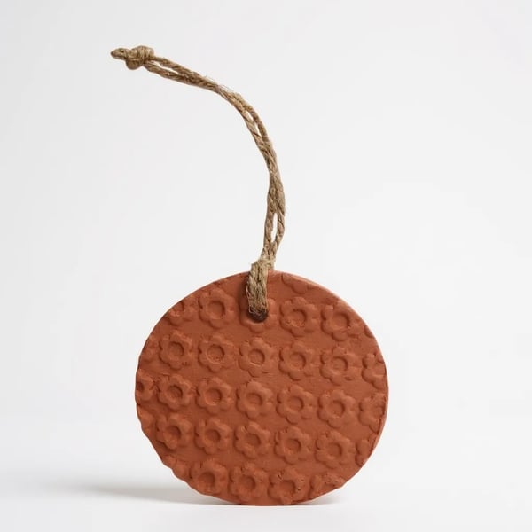 Daisy Terracotta Hanging Aromatherapy Diffuser