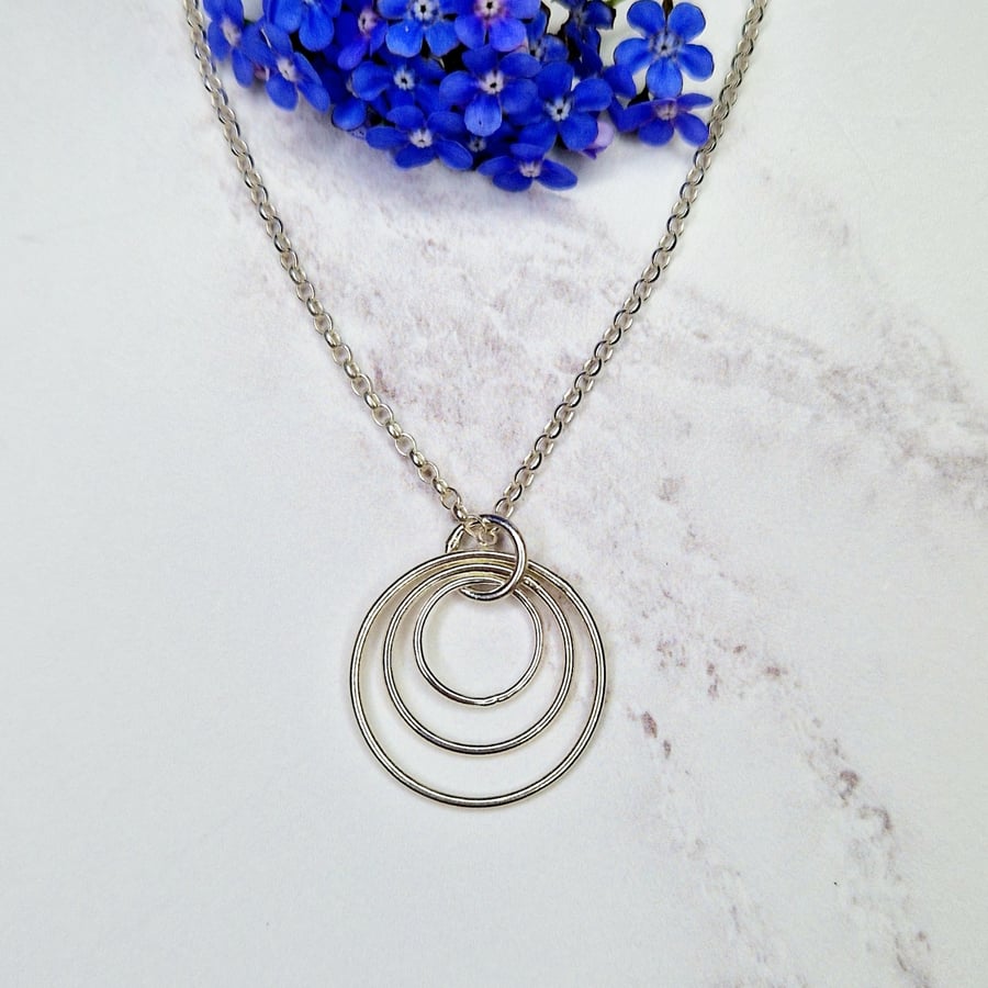 Trinity Pendant, Three Ring Pendant