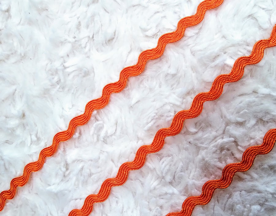 3 metres narrow cotton orange RIC-RAC trim for sewing and crafting projects