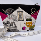 Small multi pocket bag for sewing bits and bobbins