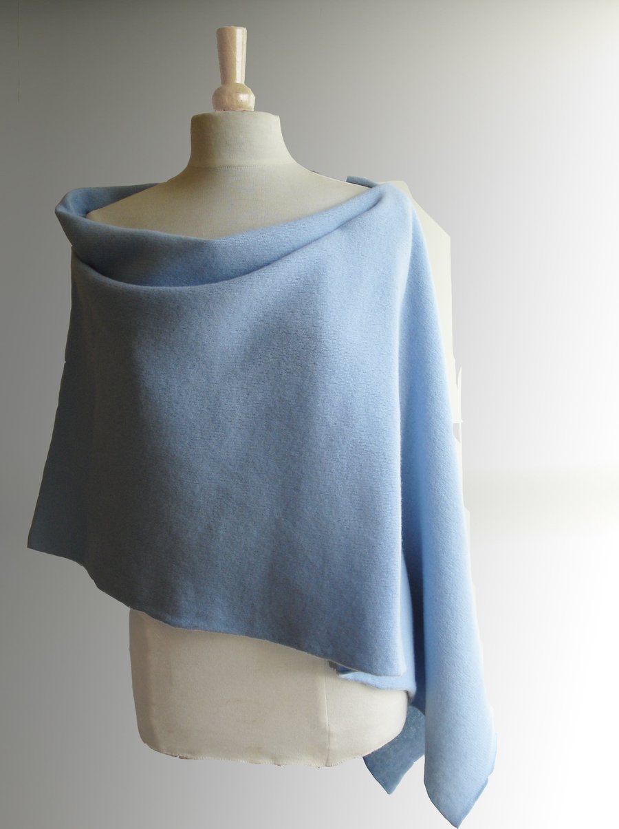 Lambswool Wrap - British Spun Wool - Colour Ice Blue