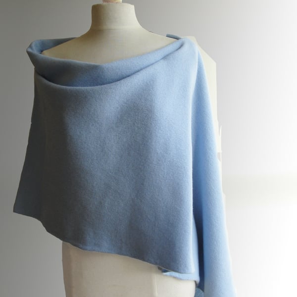 Lambswool Wrap - British Spun Wool - Colour Ice Blue