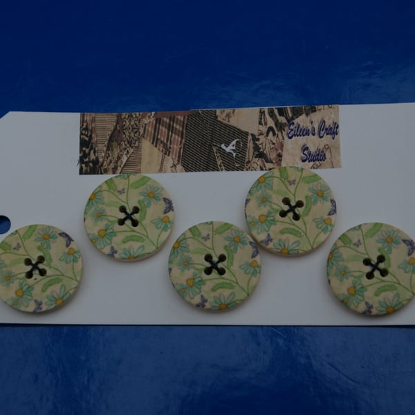 Buttons Wood Set of Five Daisy Flower Print 
