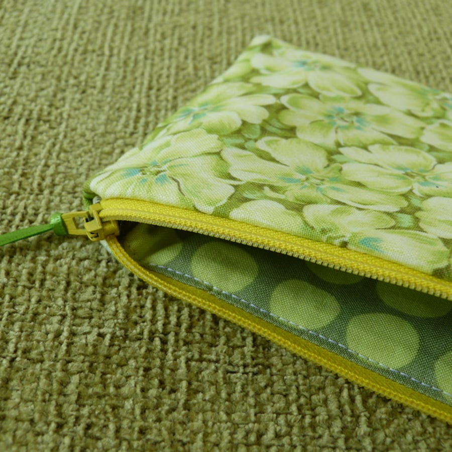 Green Primrose purse