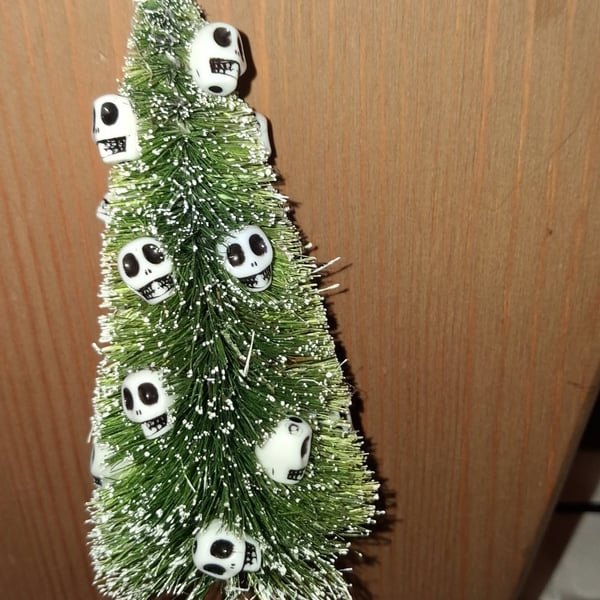 Halloween Skull Hanging Tree Ornament Handcrafted OOAK