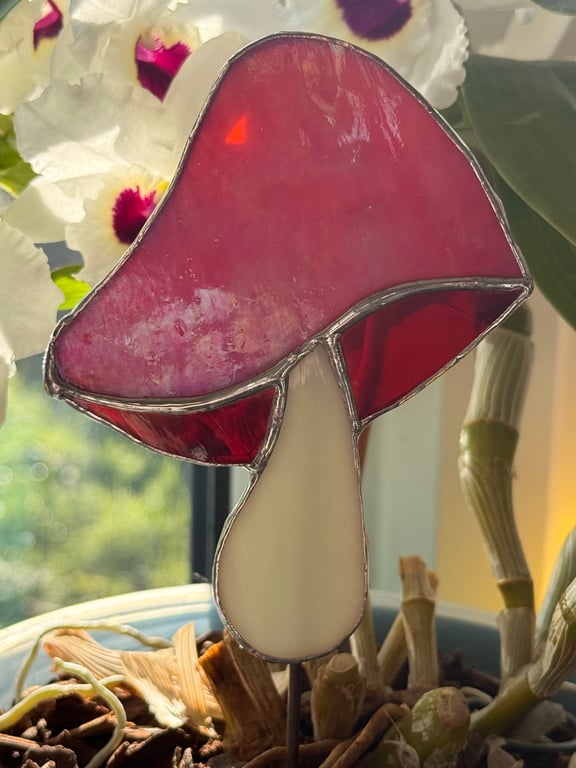 Stained glass staked mushroom - Irridescent red