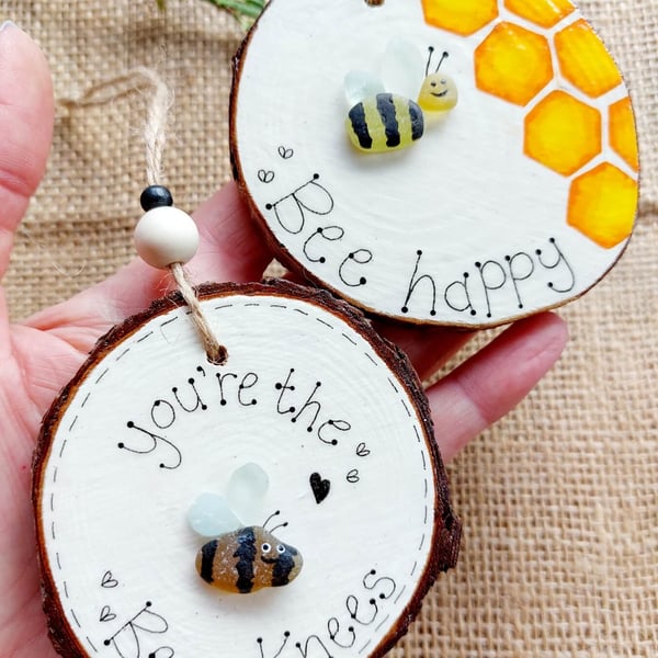 Sea Glass Bee Hanging Wooden Decoration, Gifts for Bee Lovers, Nature Lovers
