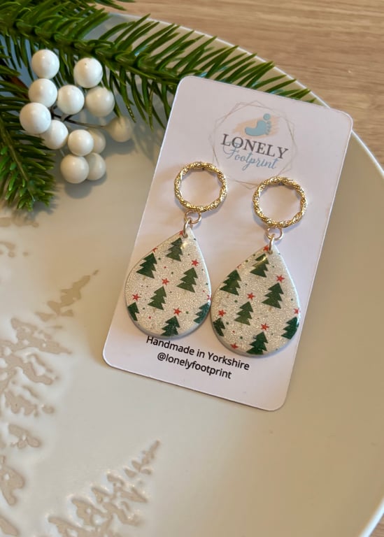 Christmas Teardrop Polymer Clay Earrings - Handmade Jewellery 
