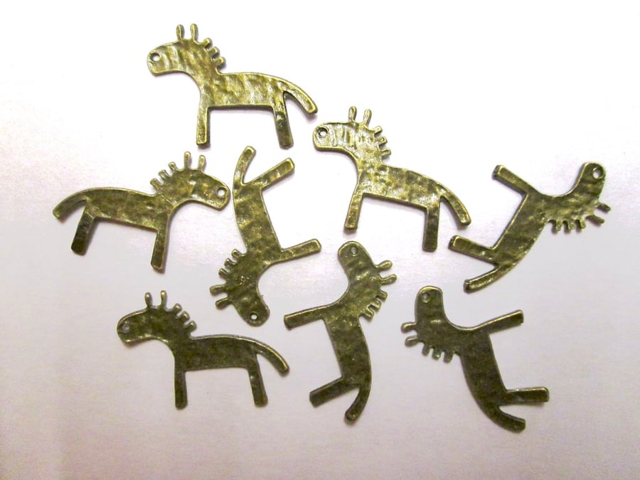 10 x Bronze Tone Folk Art Ethnic Horse charms