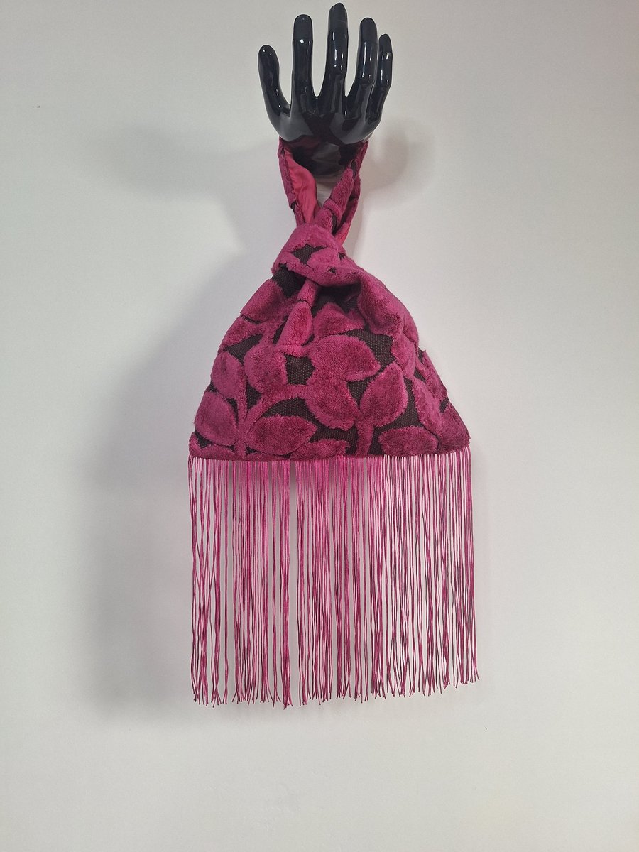 Image of Fuchsia Pink raised Velvet leaf pattern Japanese Knot bag with matching fringe