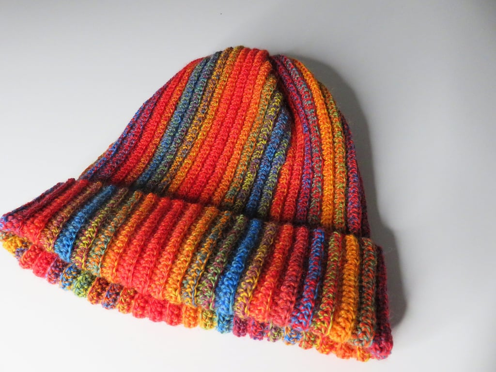 Medium Ribbed Beanie