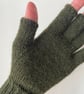 Fingerless gloves dark green - Image 5