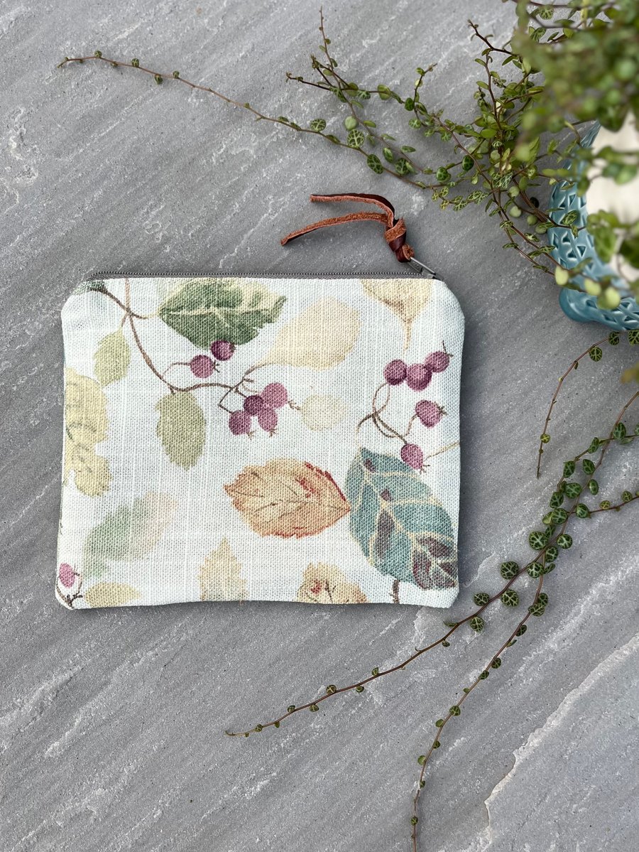 Woodland Berries small zip pouch