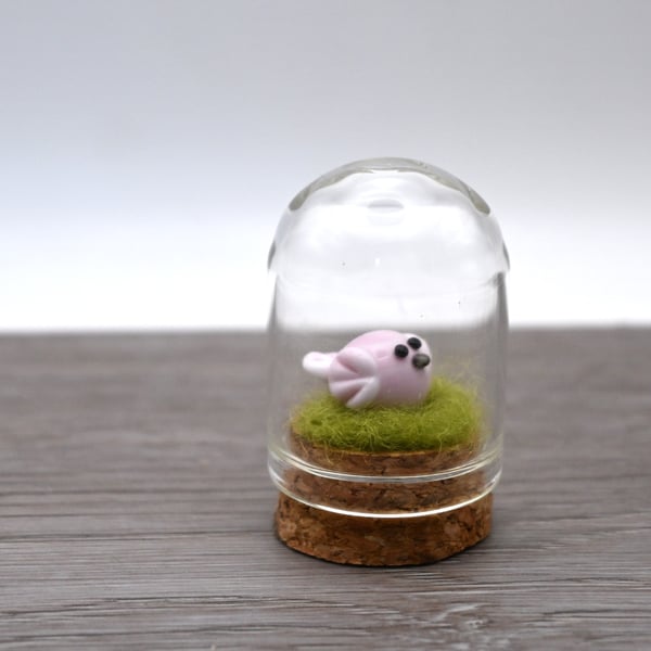 small glass pnk bird keepsake figure