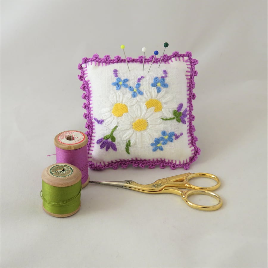 Daisies Pincushion from recycled linen