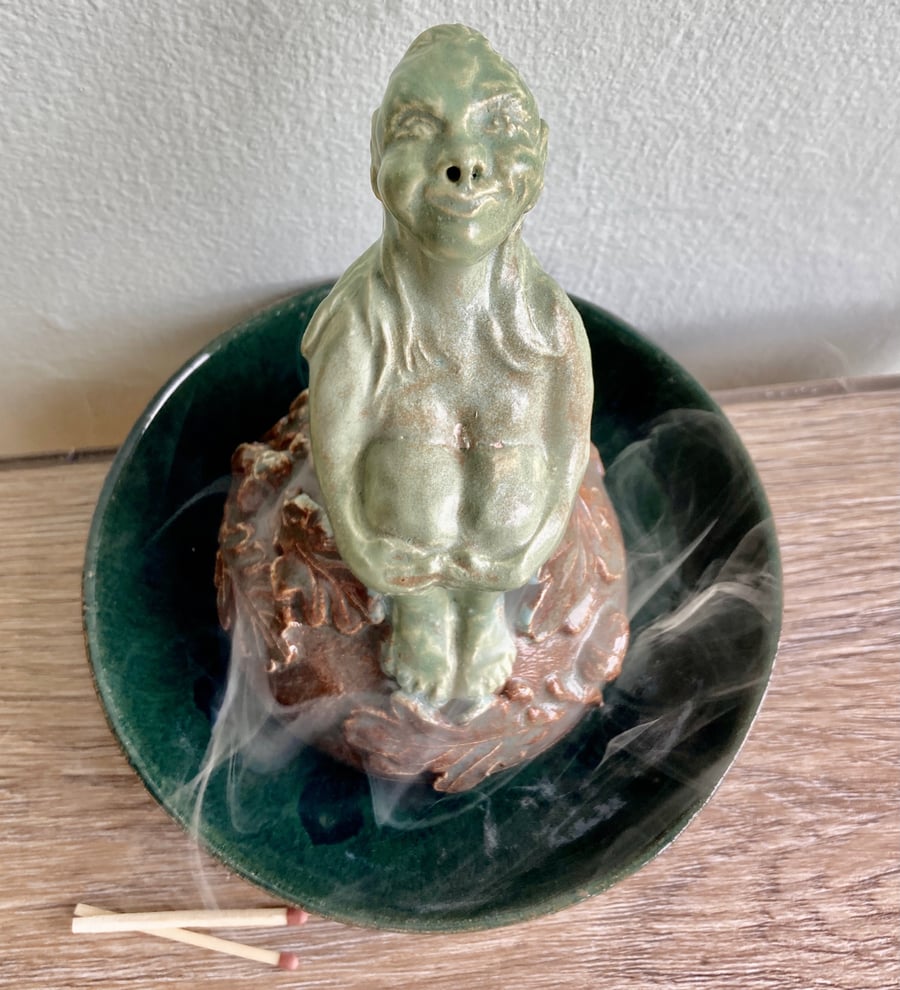 Pixie incense burner