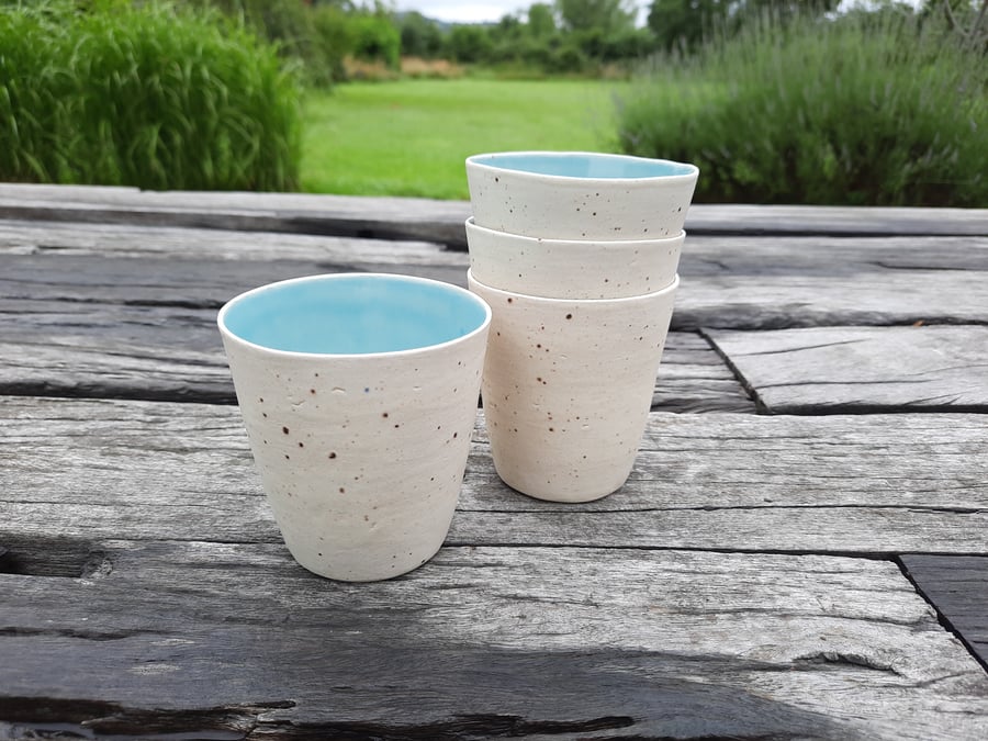 7oz Pale turquoise stoneware tumbler