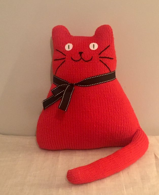 Red cat hand knitted  doll - folksy Christmas 2026