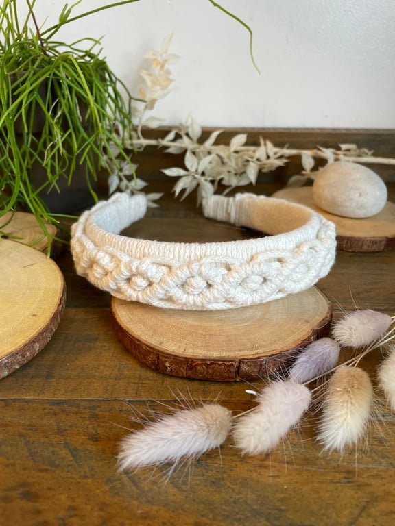 Handmade Macramé Headband in Cream– Boho Style Hair Accessory