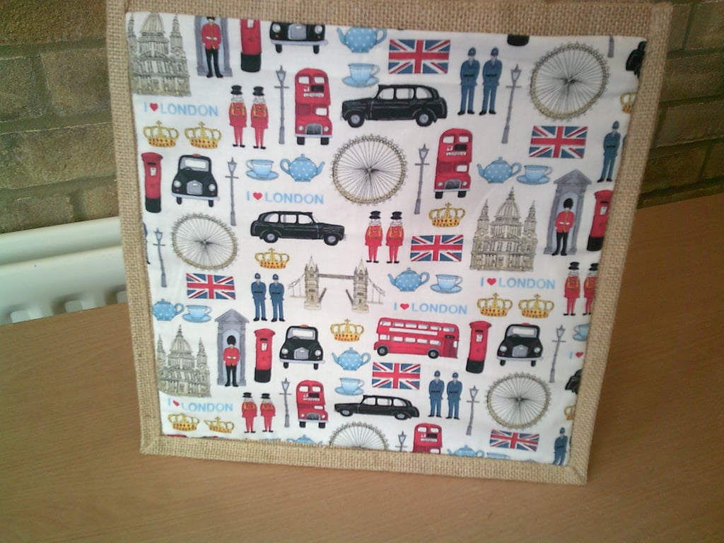 London Icons Medium Jute Bag