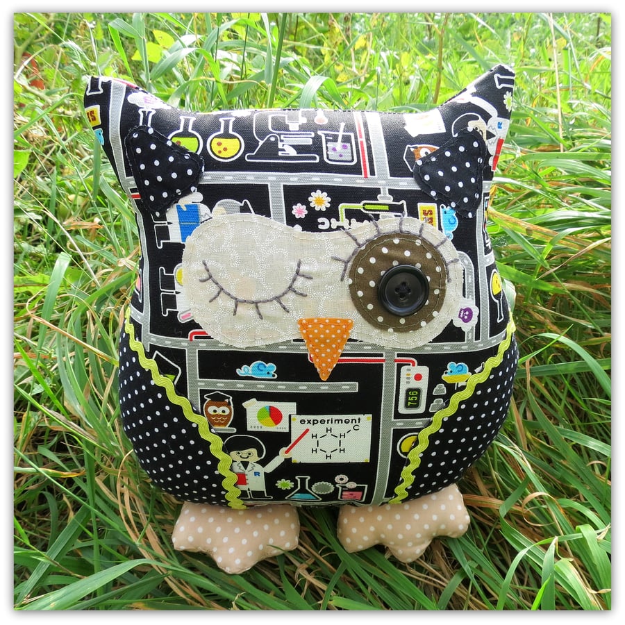 Scientist owl.  Owl cushion.  23cm tall.