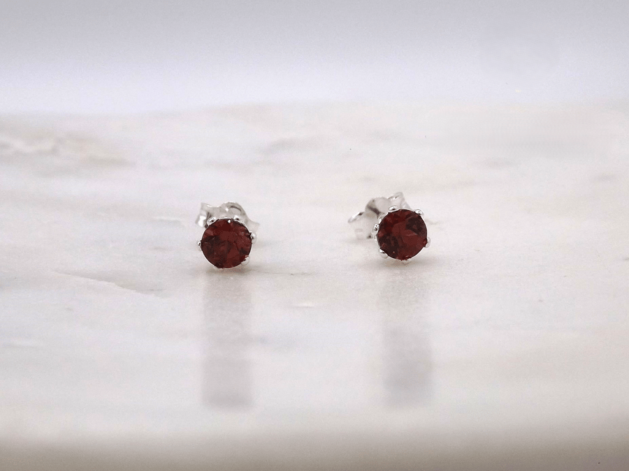 Garnet Facet 4mm Gemstone Sterling Silver Stud Earrings.