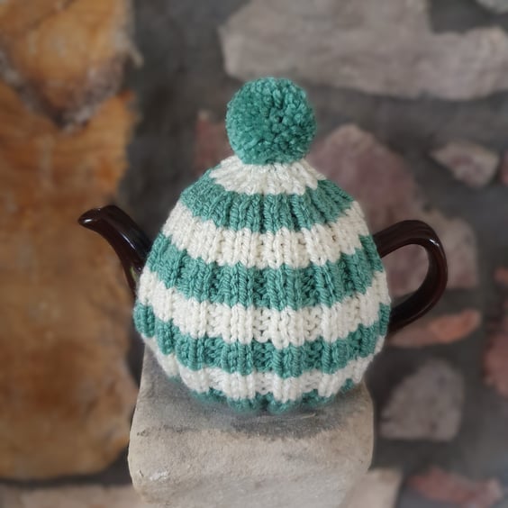 Vegan Small Tea Cosy for 2 Cup Tea Pot, Cornish Style, Hand Knitted
