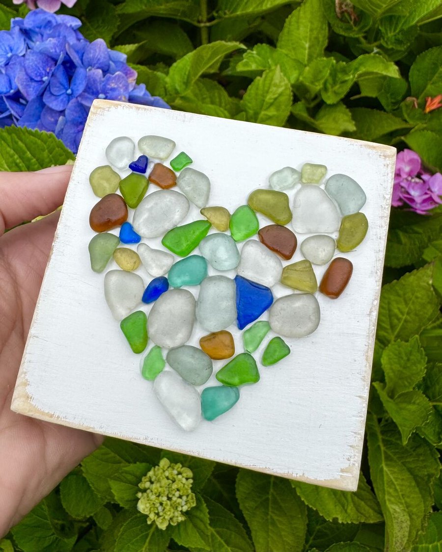 Cornish Sea Glass Heart Wooden Plaque Freestanding Decoration 