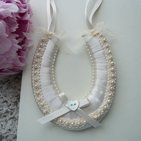 Small Wedding Horseshoe