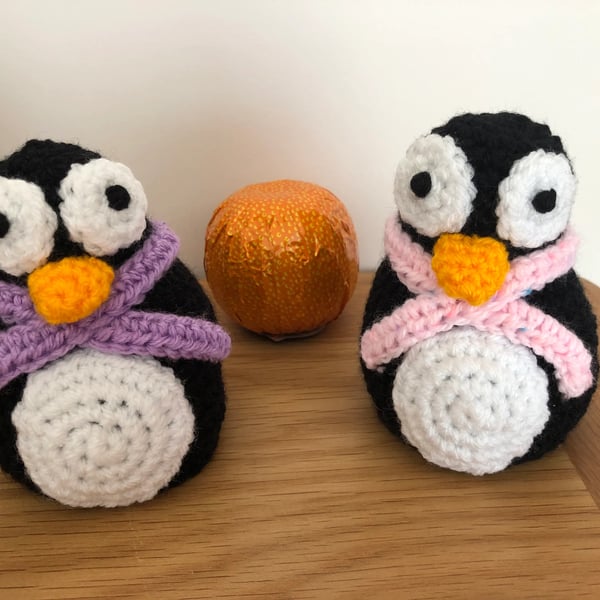 Pair Of Penguin Chocolate Orange Covers With Scarves Ideal Gift (R913)