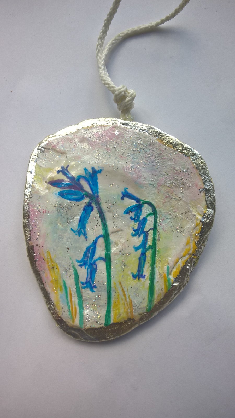 Bluebell painted  hanging shell