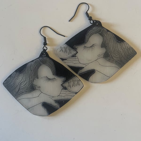Statement Earrings 