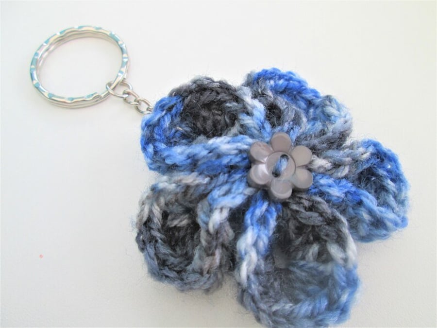 Blue ombre crochet flower keyring or keychain with flower button