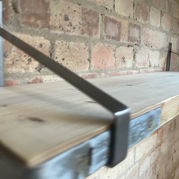 Reclaimed Scaffold board shelves (with suspense brackets)