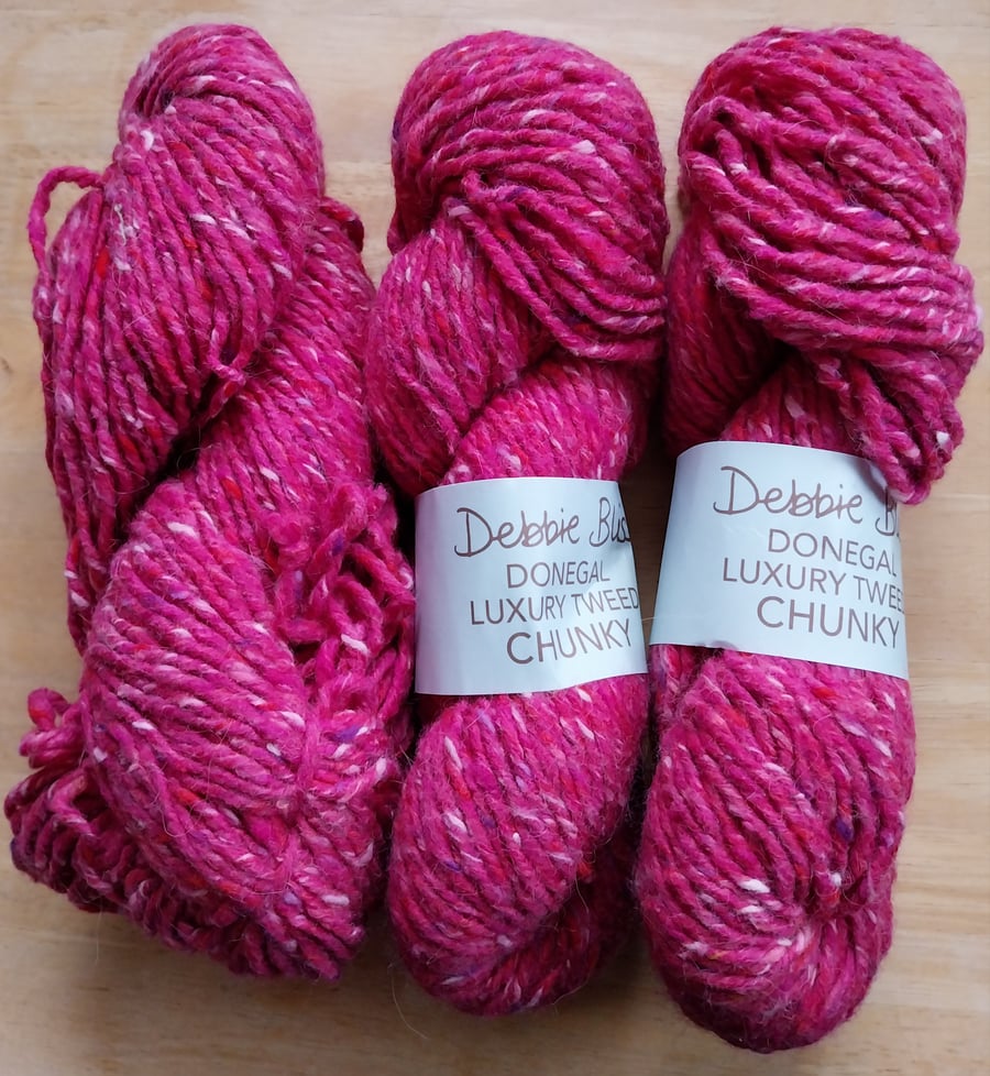 300g Debbie Bliss Luxury Donegal Tweed Chunky in Magenta
