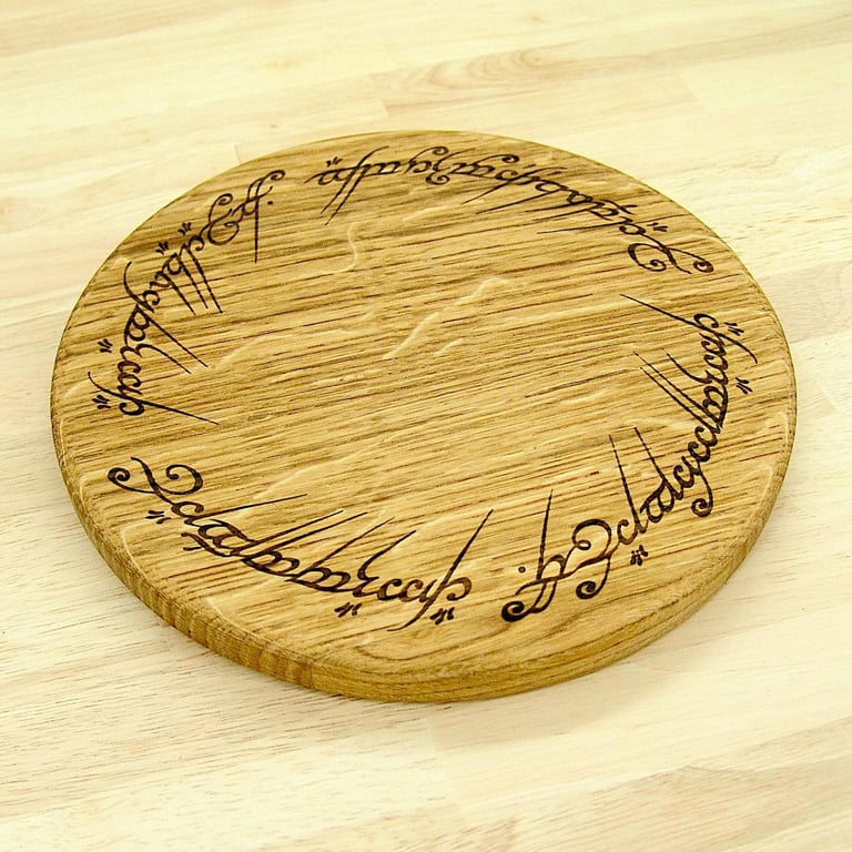 Lord of the Rings Chopping Board: Oak Ring of Power 23cm, UK hand made