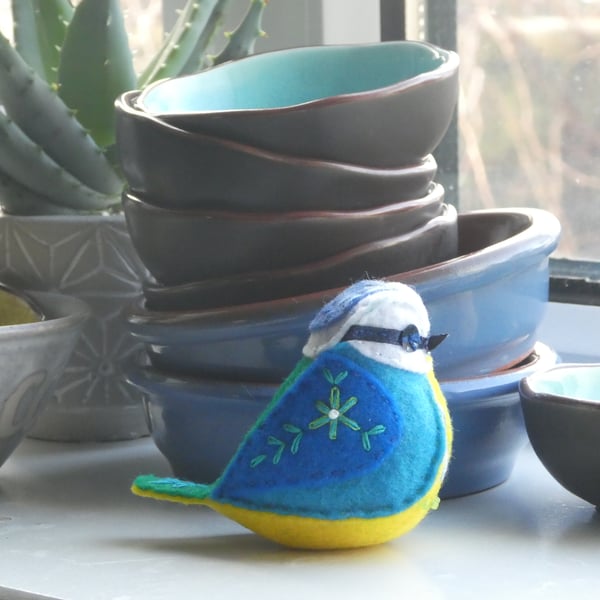 Blue tit - felt bird companion