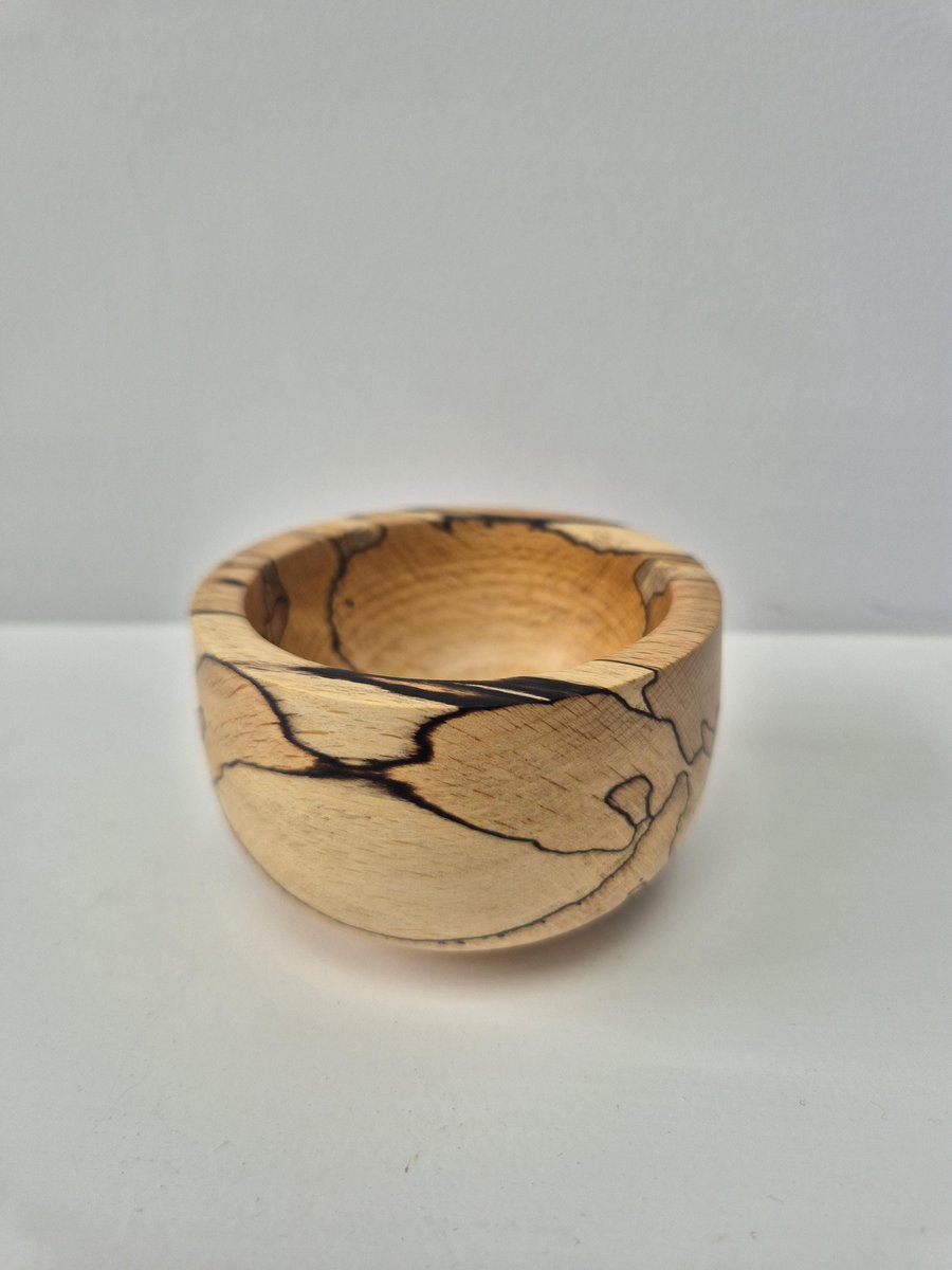 Small spaltic wooden trinket bowl