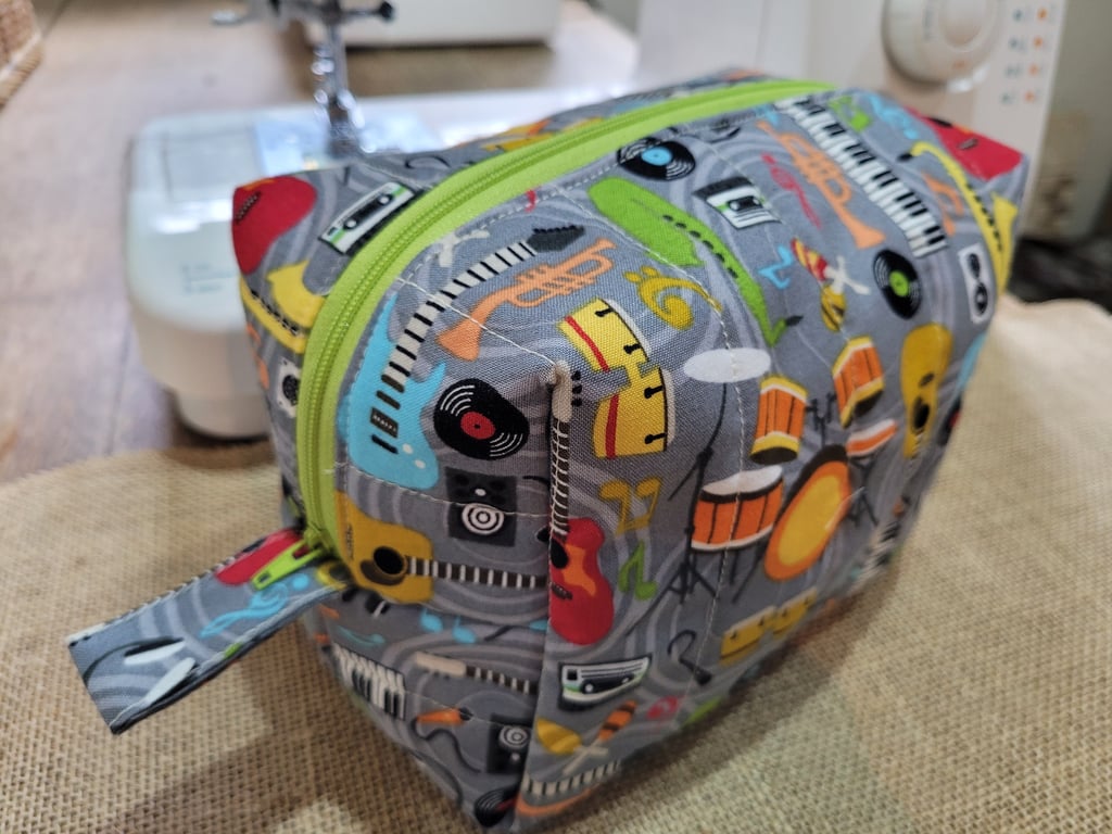 Vintage Fabric Quilted Toiletries Box Bag