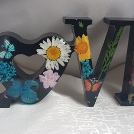 Gorgeous LOVE Resin Art Sign - Floral and Black.