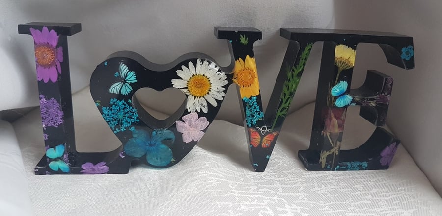 Gorgeous LOVE Resin Art Sign - Floral and Black.