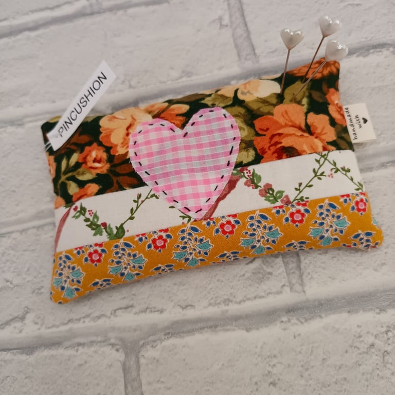 Patchwork pin cushion